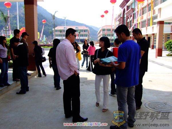 Ƭ 03511.jpg