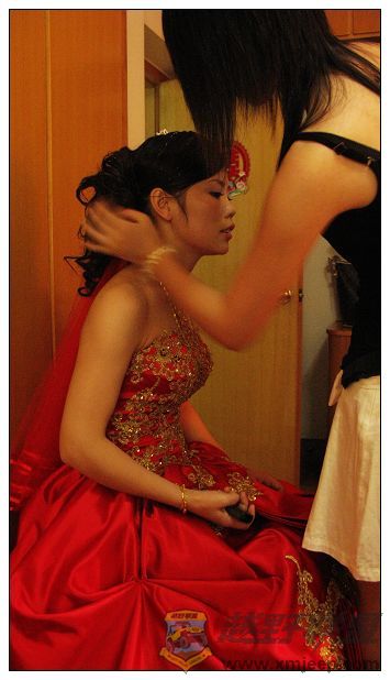 Ƭ 049.jpg