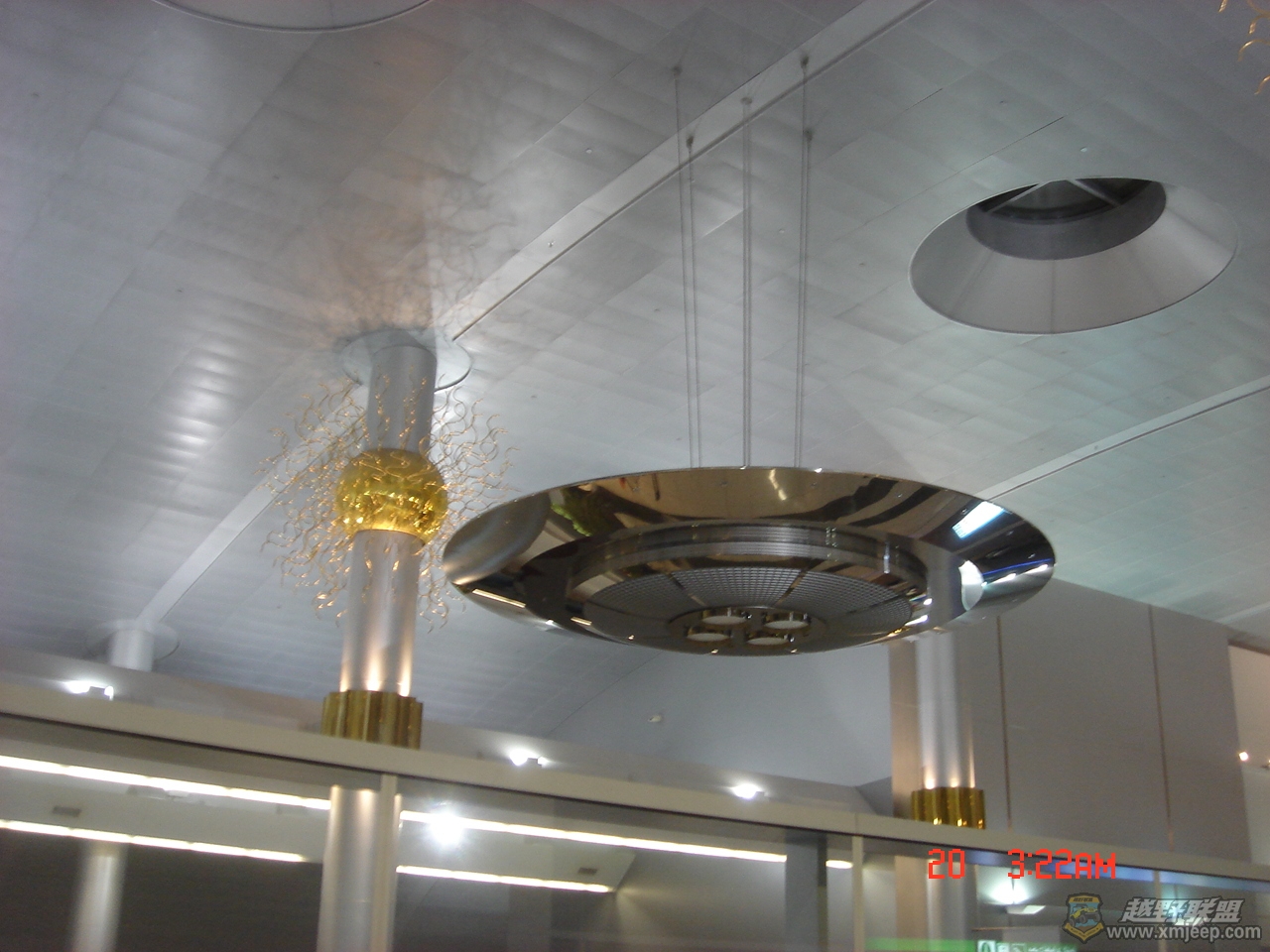 dubai airport.JPG