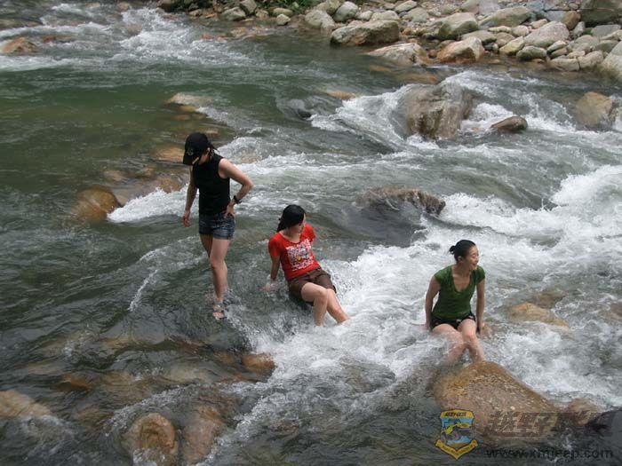Ƭ 024.jpg