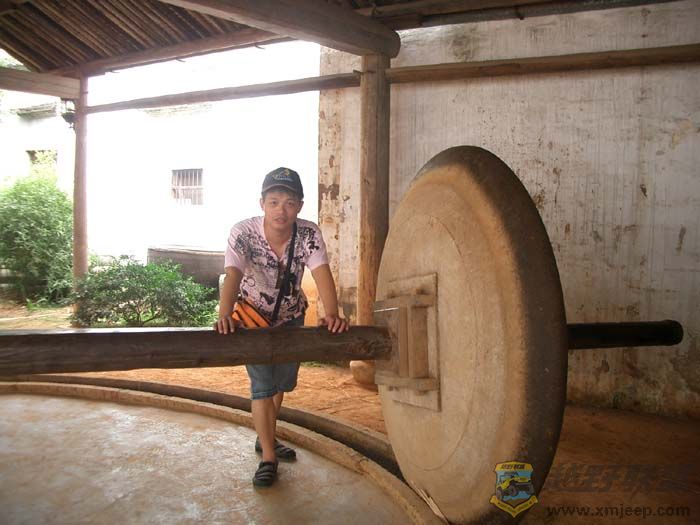 Ƭ 079.jpg